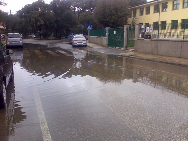 Scuola_San_Giusto_pioggia_m
