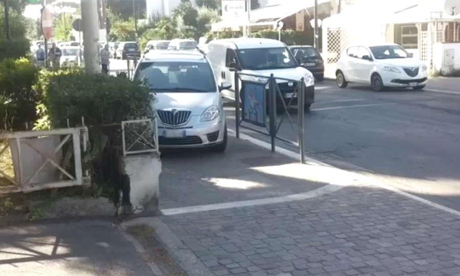 Viale Castellammare, un parcheggio da “oscar”