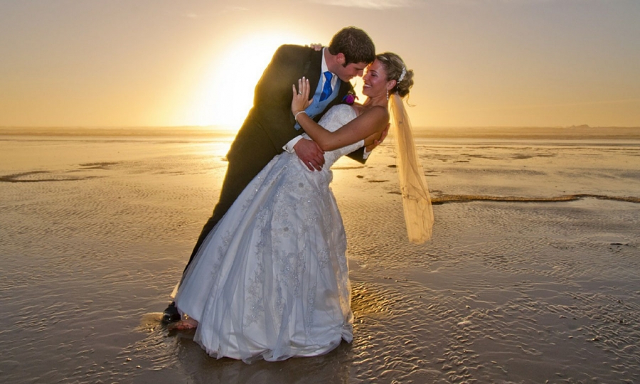 Boom di matrimoni in spiaggia