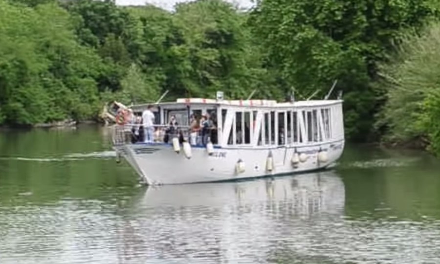Archeoboat, in battello sul Tevere
