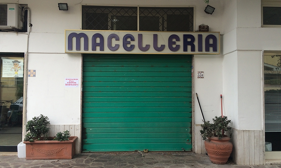 Macelleria Erminio, riapre con sconti