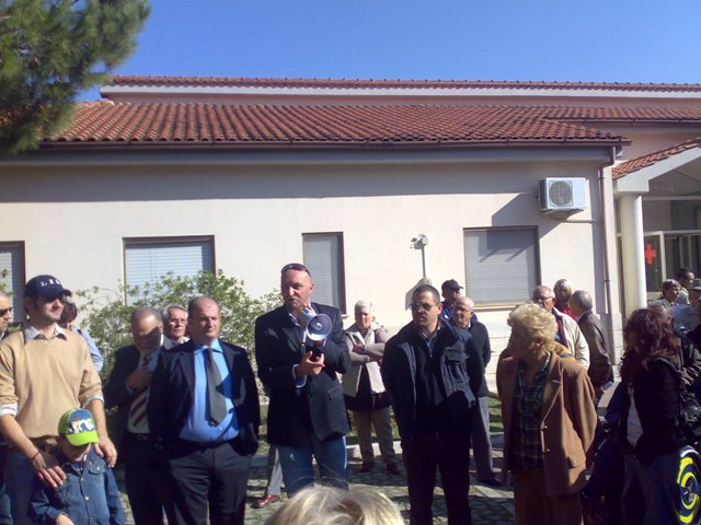 protesta-opposizione-k