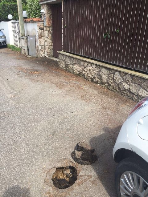 Via Loano buche 1 K