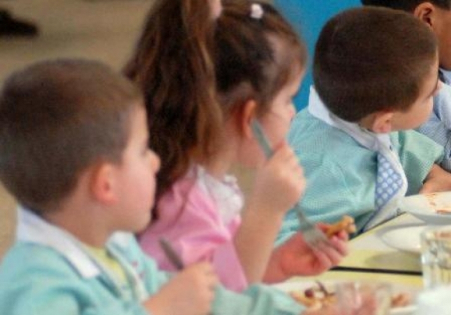 Refezione scolastica, nuove domande e polemiche