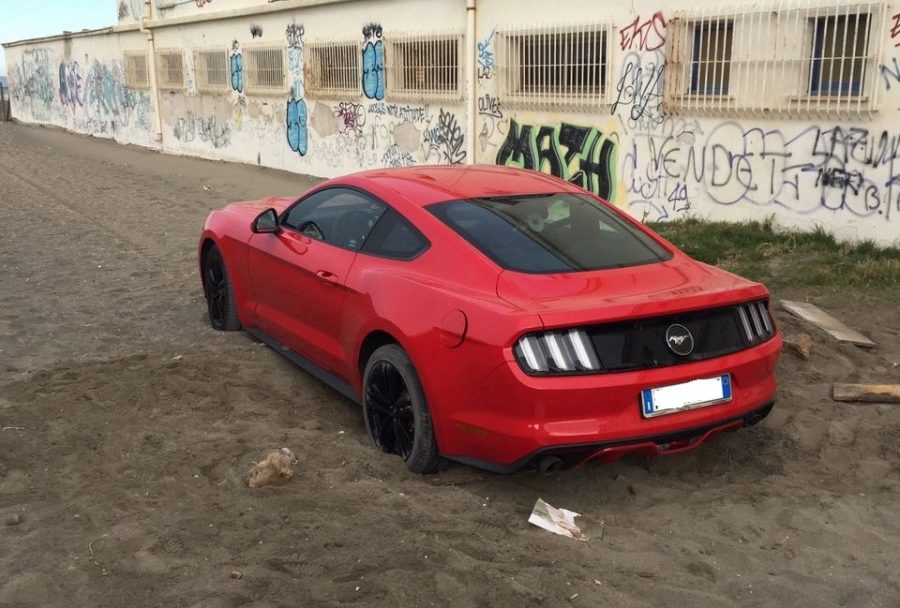 auto insabbiata