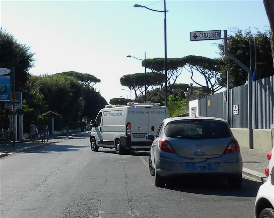 polizia mortuaria (900 x 716)