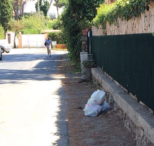 via iesolo rifiuti 2