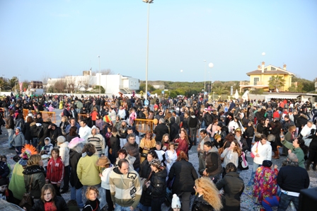 carnevale_piazza3_md